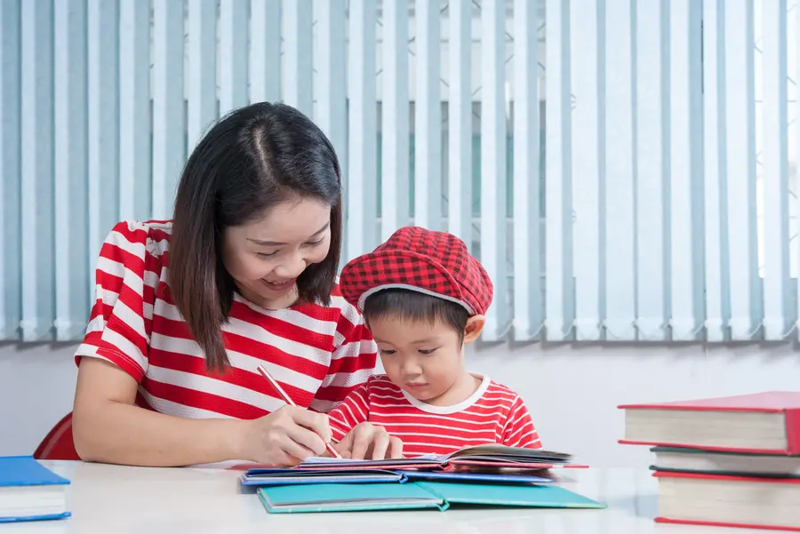 Primary school tuition in Singapore - Students learning with experienced tutors