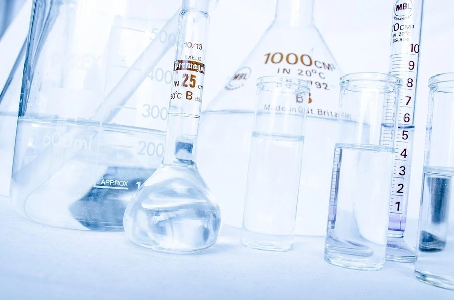 Interactive science teaching methods used by LionCity tutors